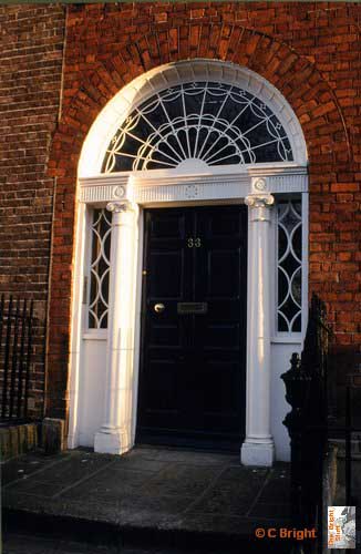 18_Ireland_Georgian_door_Dublin