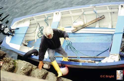 20_Ireland_fisherman