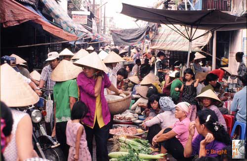 31_Vietnam_market_scene