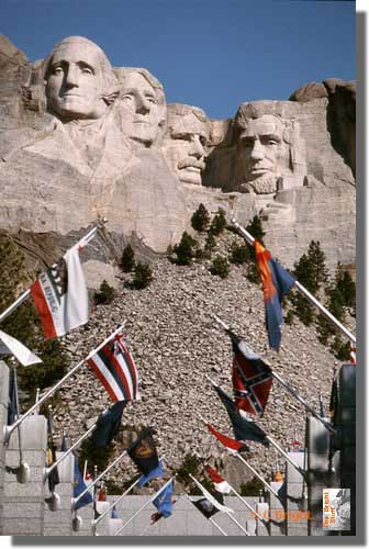 348_Mt_Rushmore