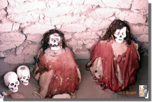 509_Inca_burial_site_nr_Nazca_Peru