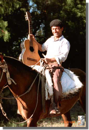811_Gaucho_with_guitar_Argentina